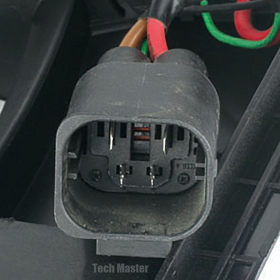Elektryczny wentylator chłodzący chłodnicy do Mercedes Benz W204 400W ze szczotką modułu sterującego A2045000193