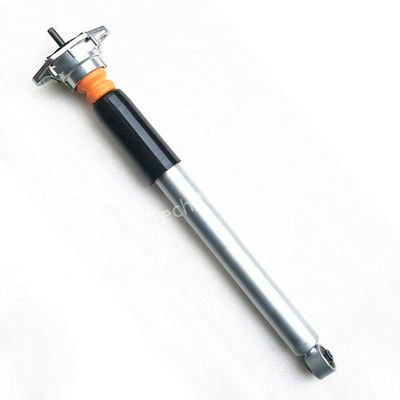 Porsche Panamera 970 Wymiana tylnego amortyzatora pneumatycznego 97033316104 97033316106